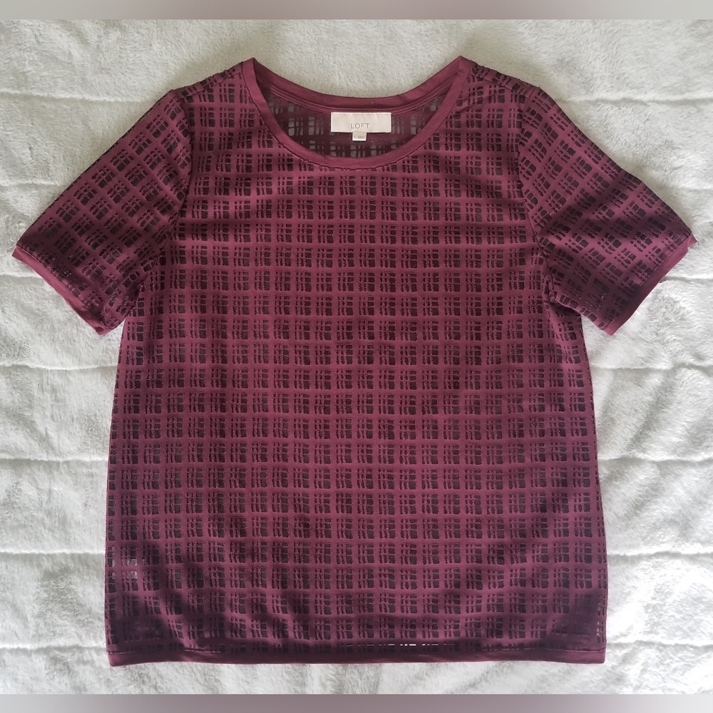 LOFT Burgandy Short Sleeve Shirt Size L